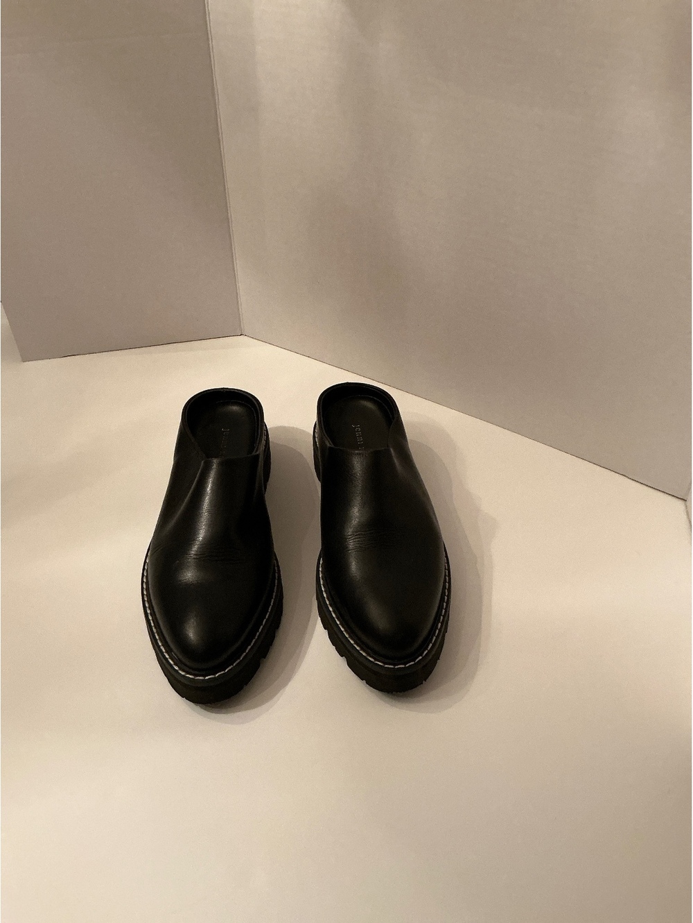Jenni Kayne women’s black leather lug mules size 39 slip on